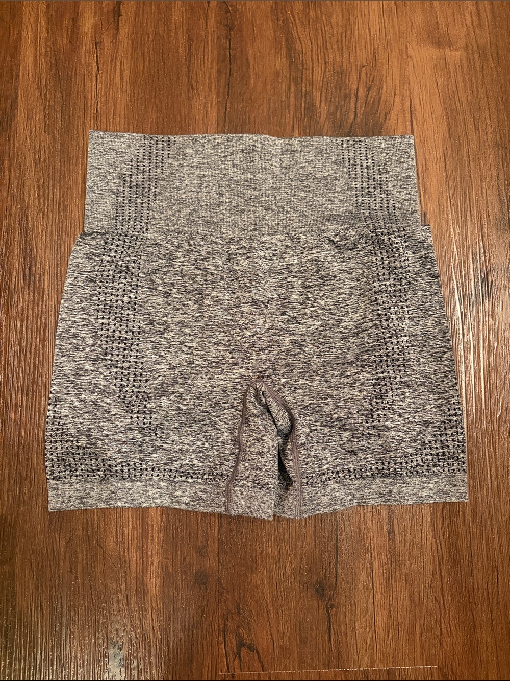 Alphalete gray Compression athletic  seamless Shorts Women's Small EUC